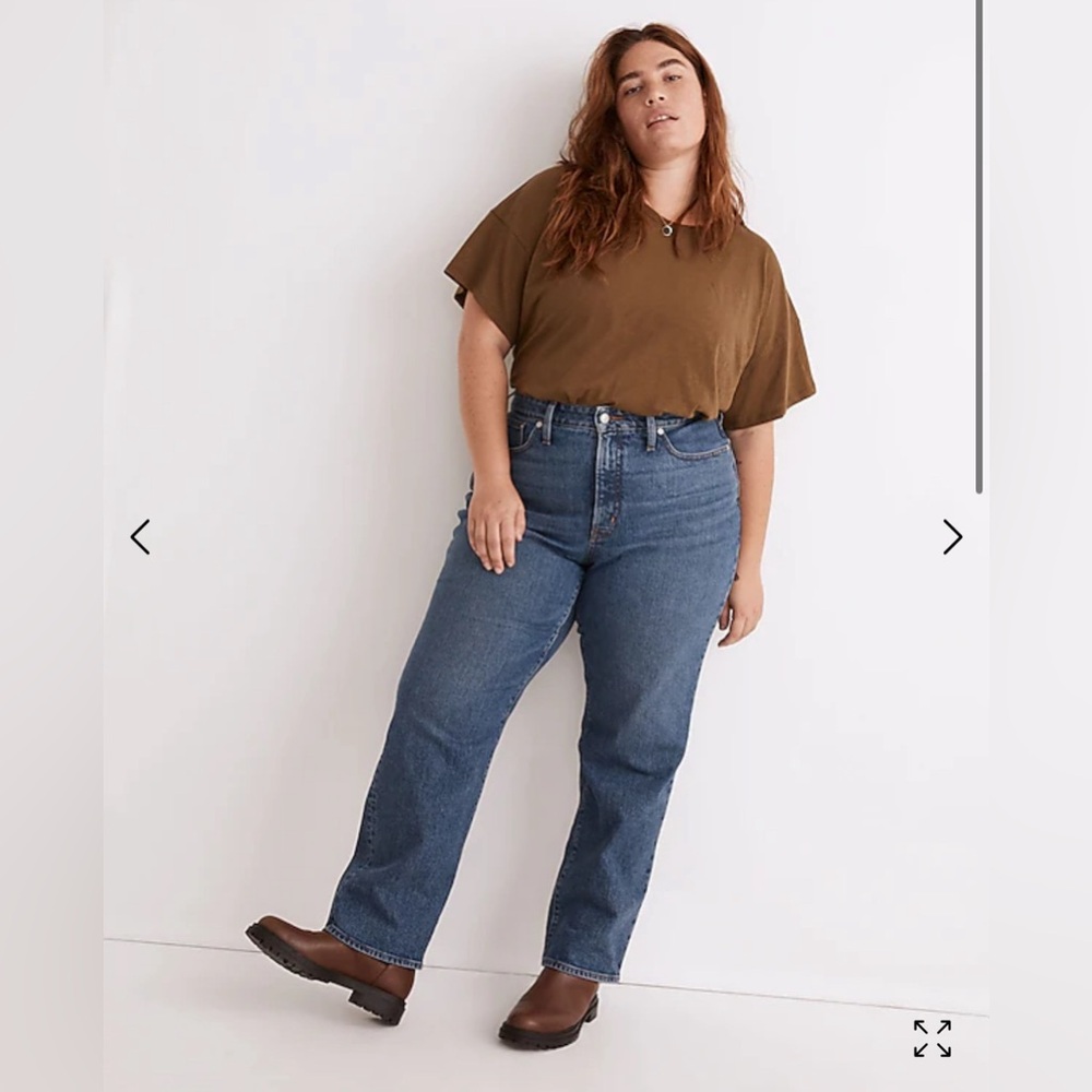 Madewell Plus Curvy Perfect Vintage Straight Jean in Mayfield Wash.